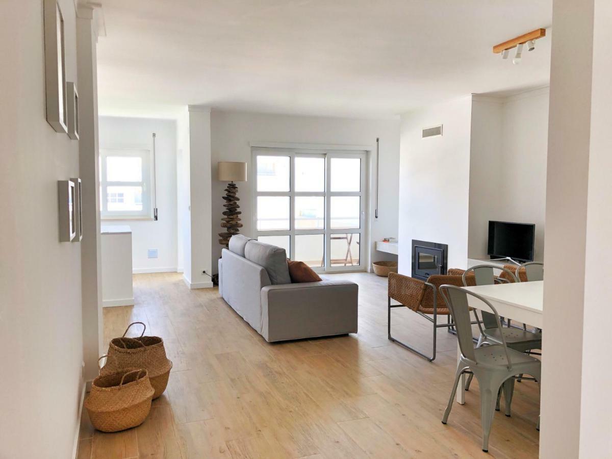 Апартаменты Bay House Baleal - Surfboard Included Феррел Экстерьер фото